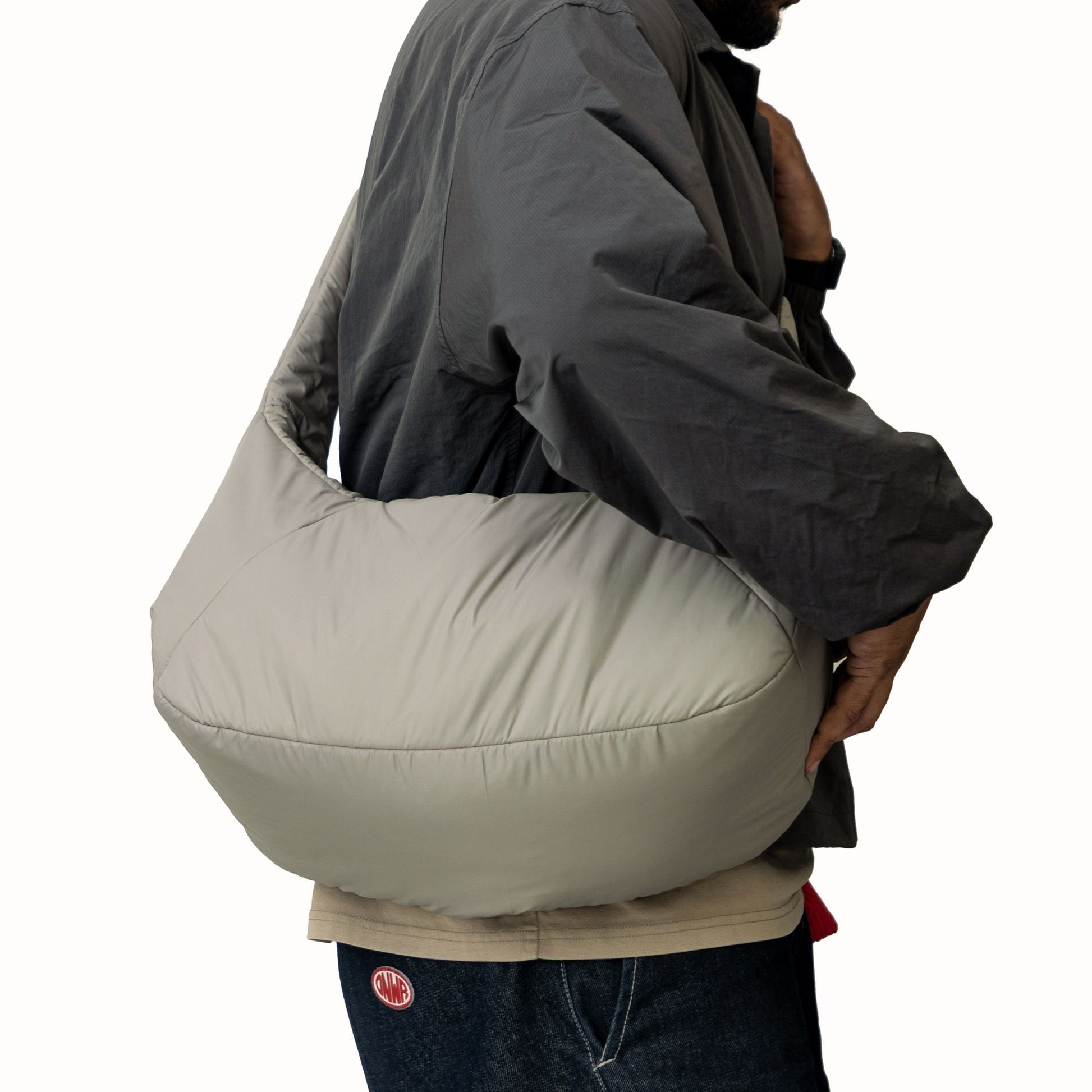 HALO puffer shoulder bag