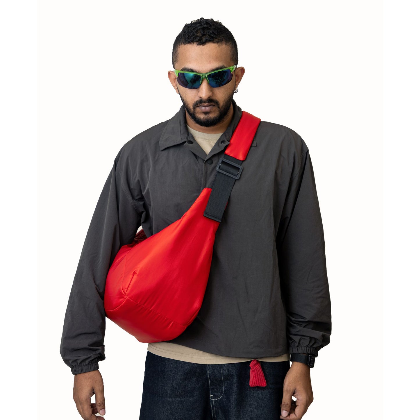 HALO puffer shoulder bag